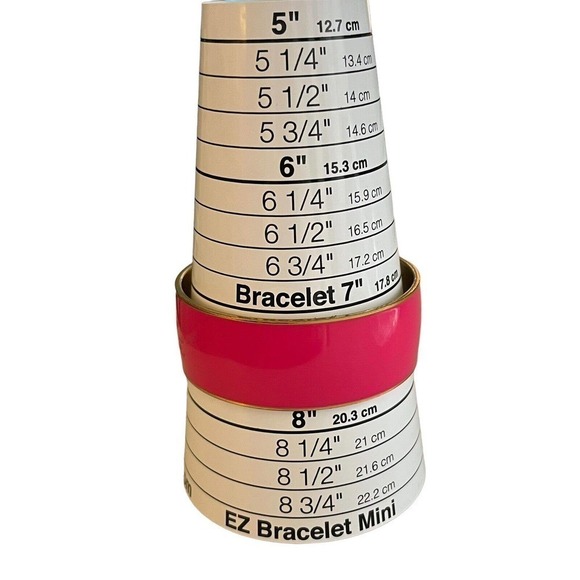 Vintage 2000's Y2K J. Crew Bright Hot Pink Enamel Wide Bangle Bracelet - Picture 7 of 7